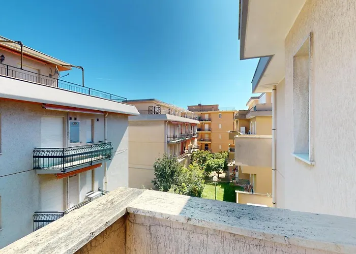 Vela Latina - By Ligooria Lägenhet Pietra Ligure